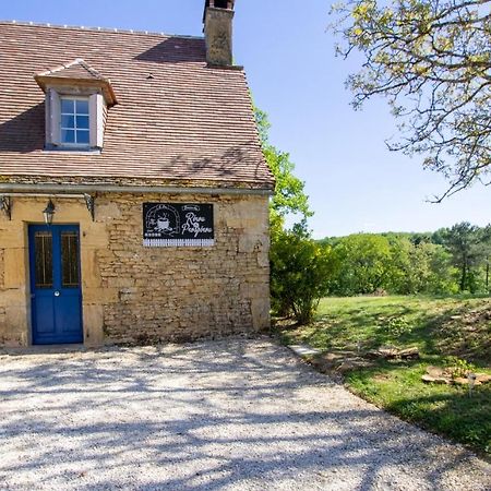 Chez Renou Et Prosperou Maison Typique Du Sarladait Saint-Genies Eksteriør bilde