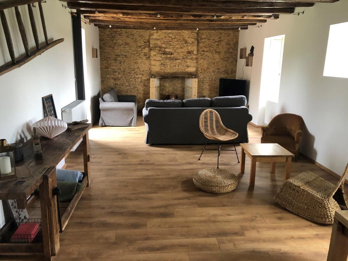 Chez Renou Et Prosperou Maison Typique Du Sarladait Saint-Genies Eksteriør bilde