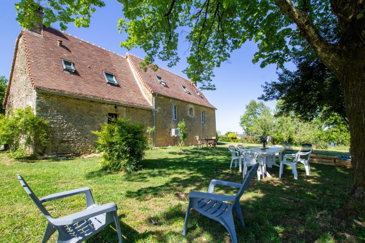Chez Renou Et Prosperou Maison Typique Du Sarladait Saint-Genies Eksteriør bilde