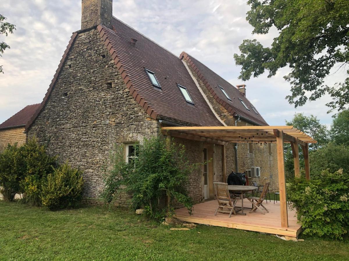 Chez Renou Et Prosperou Maison Typique Du Sarladait Saint-Genies Eksteriør bilde